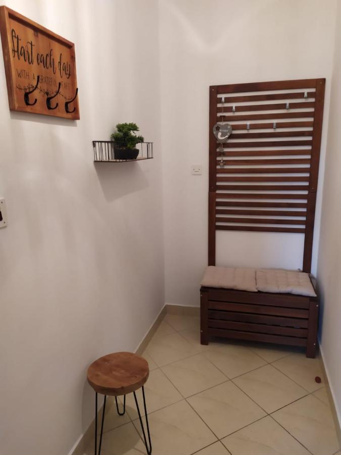 Cozy Apartments Danica Novalja - Ground Floor Экстерьер фото